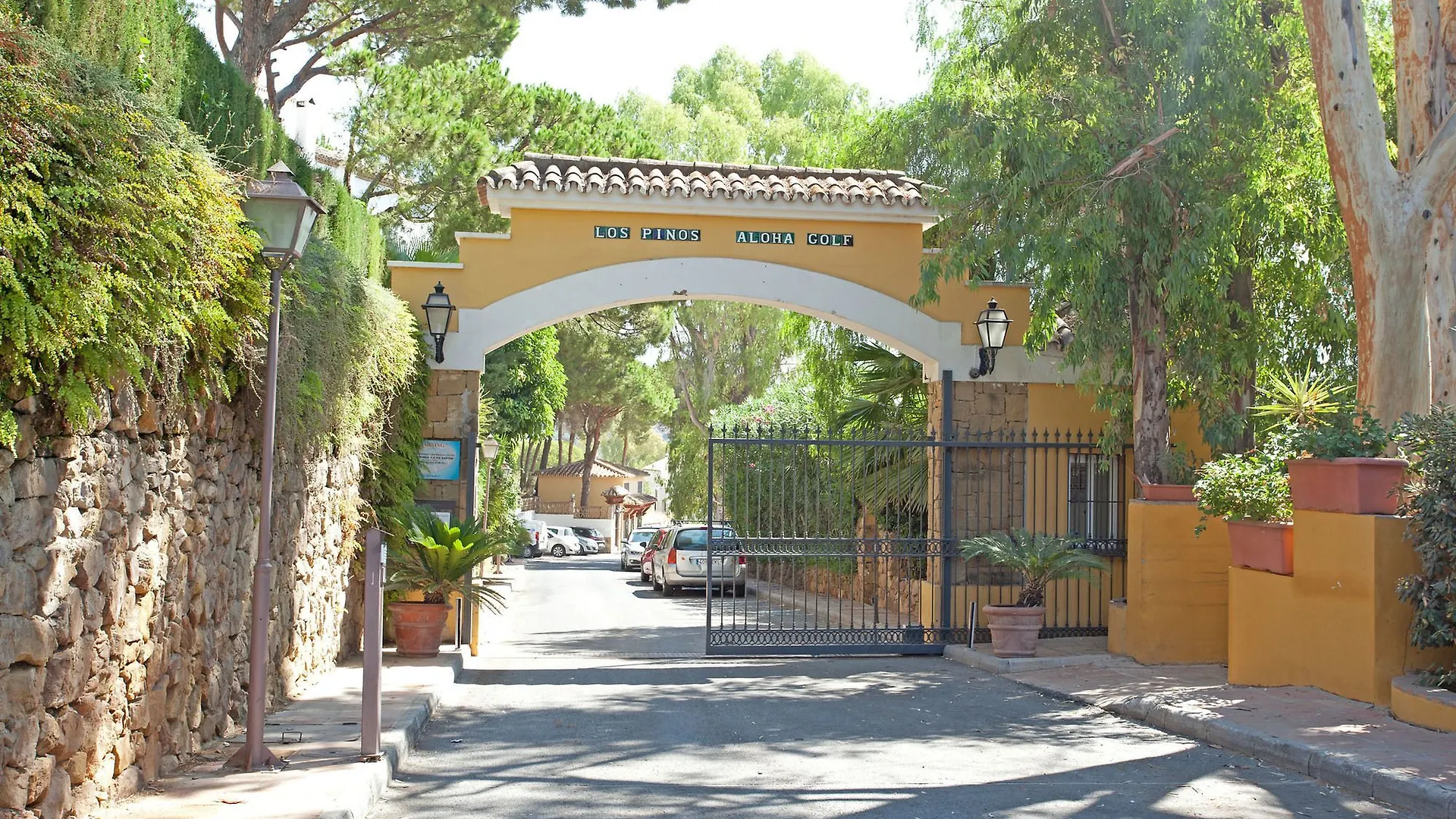 Apartment Pinos De Aloha Marbella